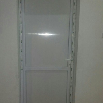 nova-vrata-iz-sale Нова врата на сали